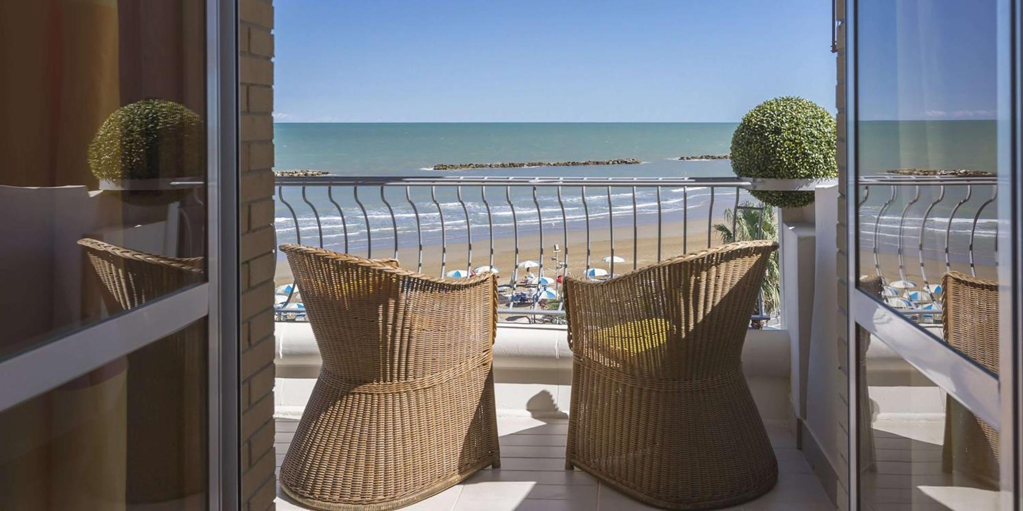 Hotel Bellevue, Sure Hotel Collection By Best Western Песаро Екстериор снимка
