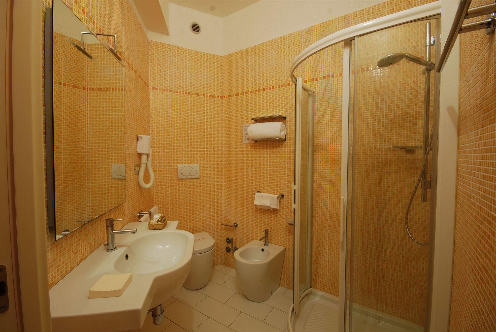 Hotel Bellevue, Sure Hotel Collection By Best Western Песаро Екстериор снимка